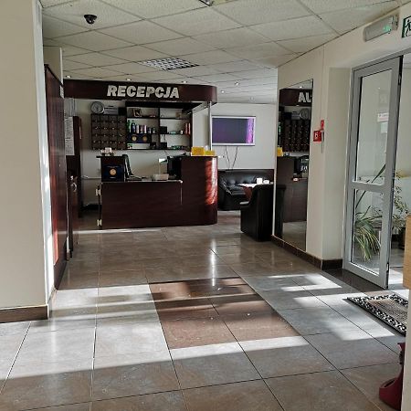 Hotel Kakadu Konin  Dış mekan fotoğraf