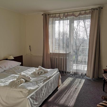 Hotel Kakadu Konin  Dış mekan fotoğraf