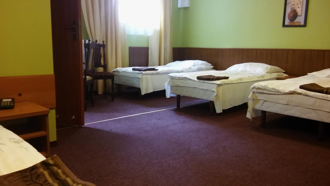 Hotel Kakadu Konin  Dış mekan fotoğraf