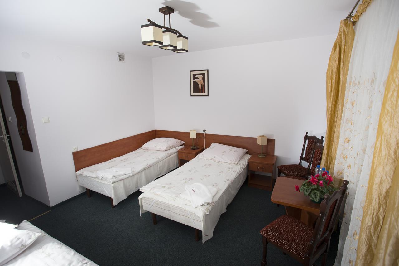 Hotel Kakadu Konin  Dış mekan fotoğraf