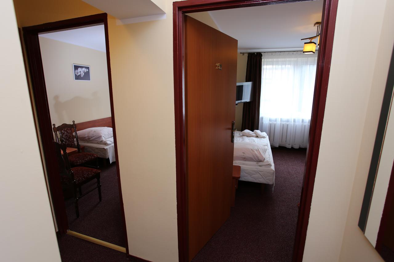 Hotel Kakadu Konin  Dış mekan fotoğraf