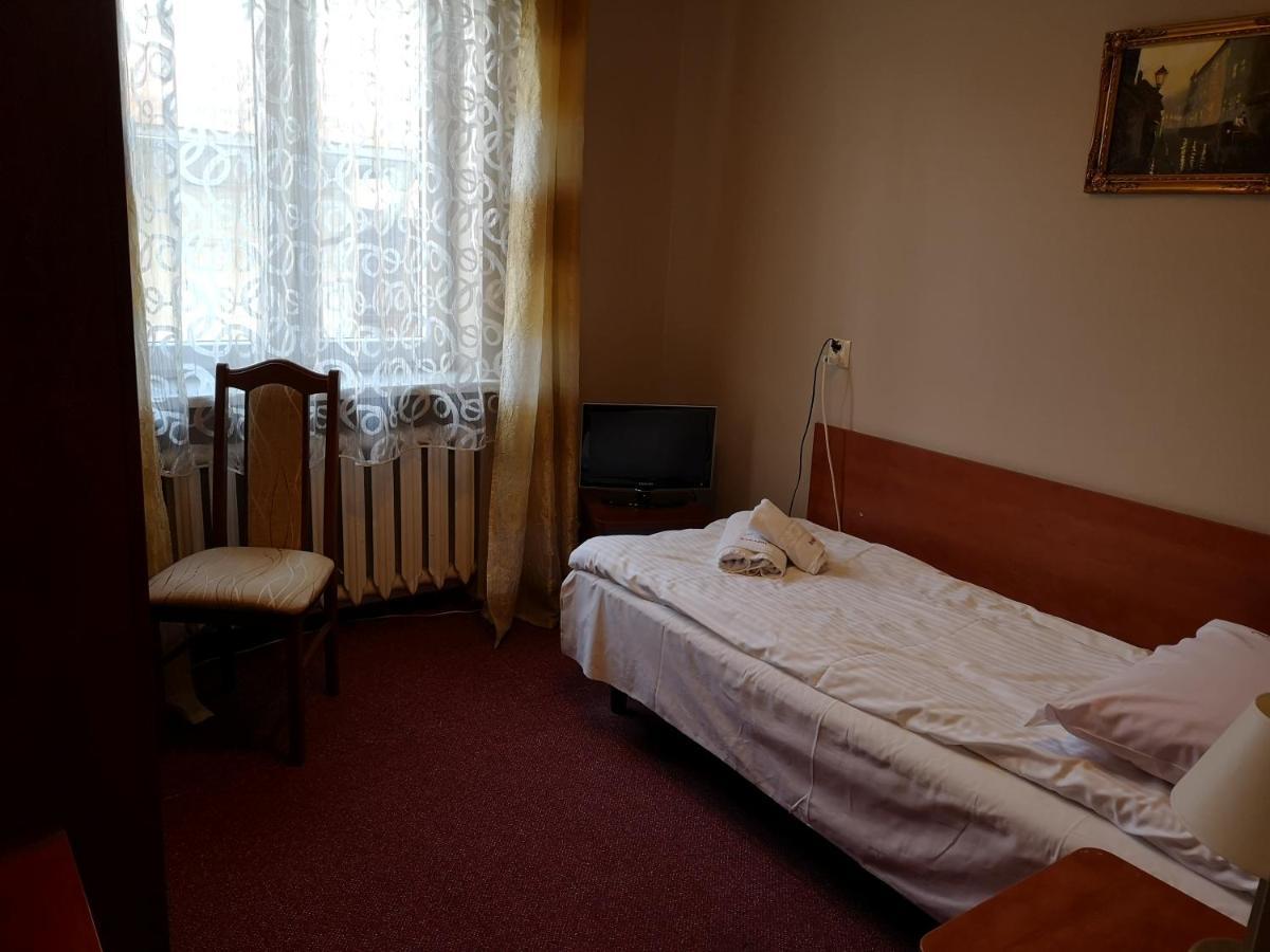 Hotel Kakadu Konin  Dış mekan fotoğraf
